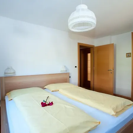 Rella Moroder Manuela Apartment *